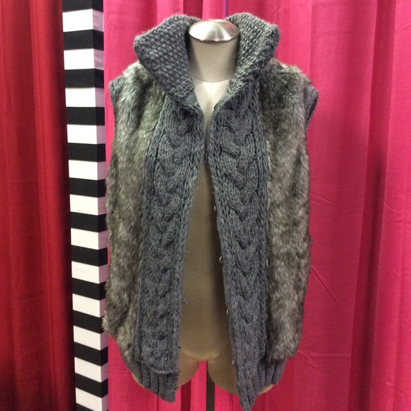 Jackets & Blazers - Zara Knit And Fur Vest
